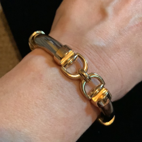 Macys Designer look Silver & gold toned hinged bangle bracelet - Picture 4 of 4